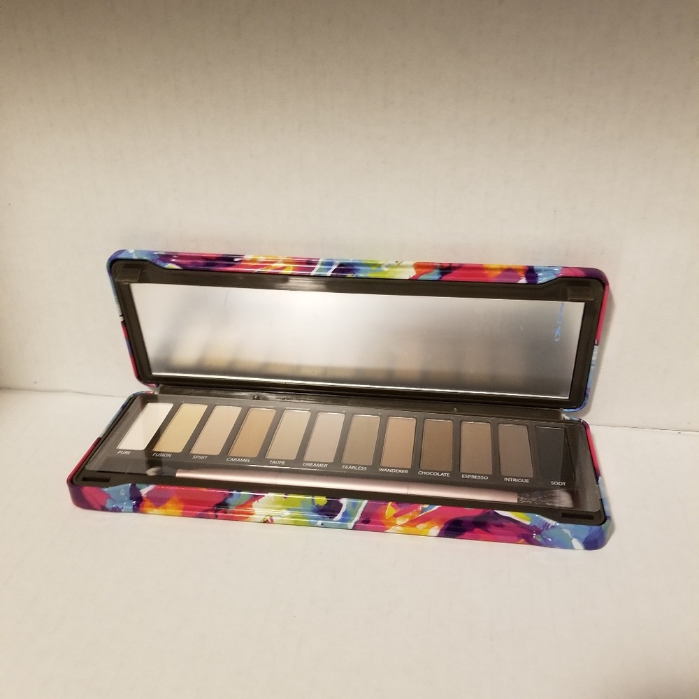 💣💥2 for $20💥💣  OKALAN EYESHADOW PALETTE